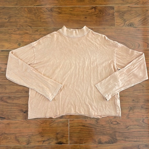 Aerie Tan Long Sleeve Mock Neck Slightly Cropped Tee Shirt - Picture 1 of 9